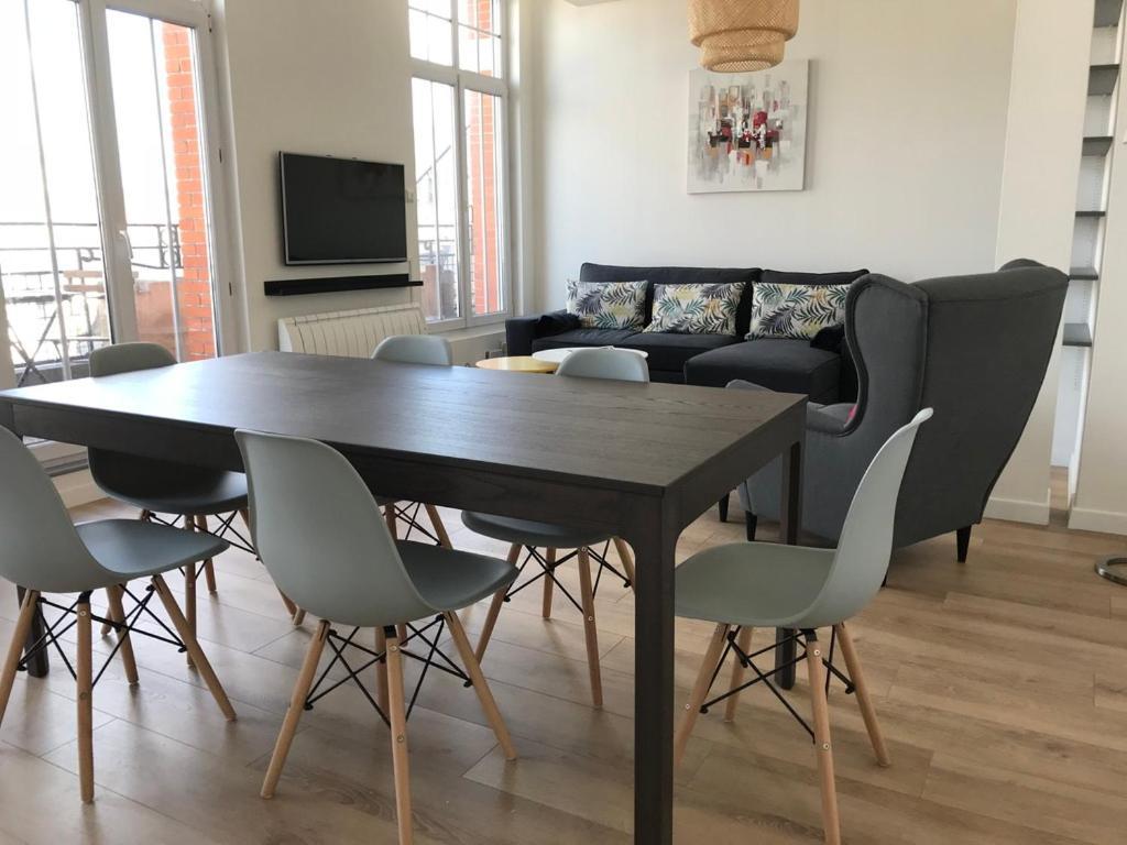Appartement Centre Ville - Vue Cathedrale - 33 Reims Ngoại thất bức ảnh